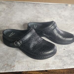 Dansko Allison - Floral Embossed Tooled Leather Clog Mule - Black - 37